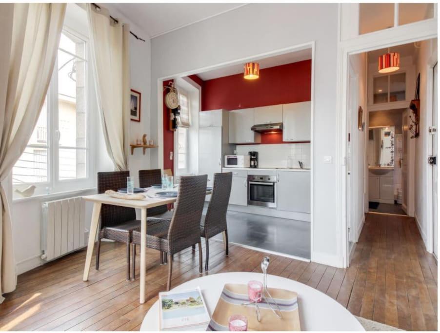 Oleta Apartment ดีนาร์ ภายนอก รูปภาพ